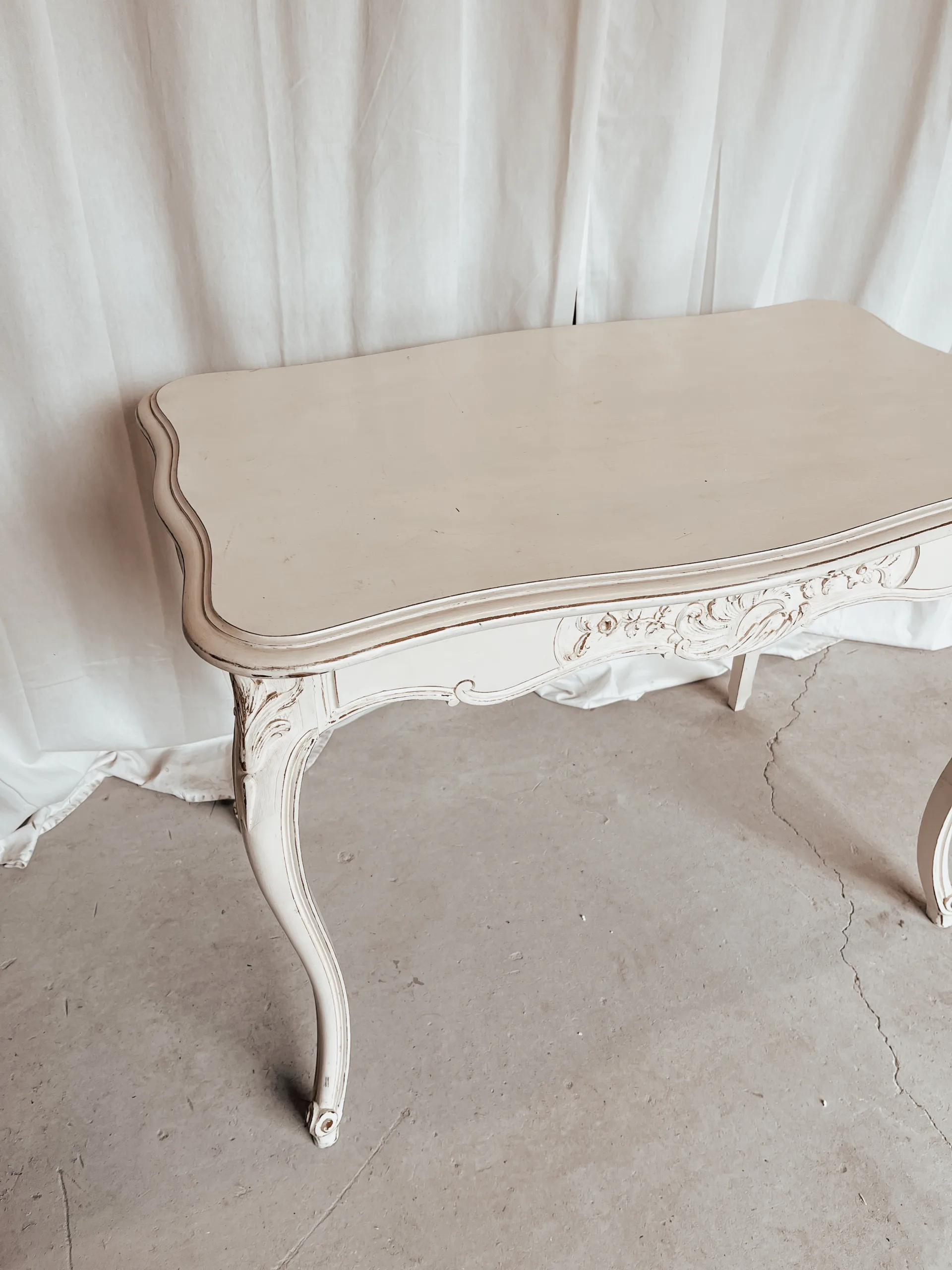 Bureau crème