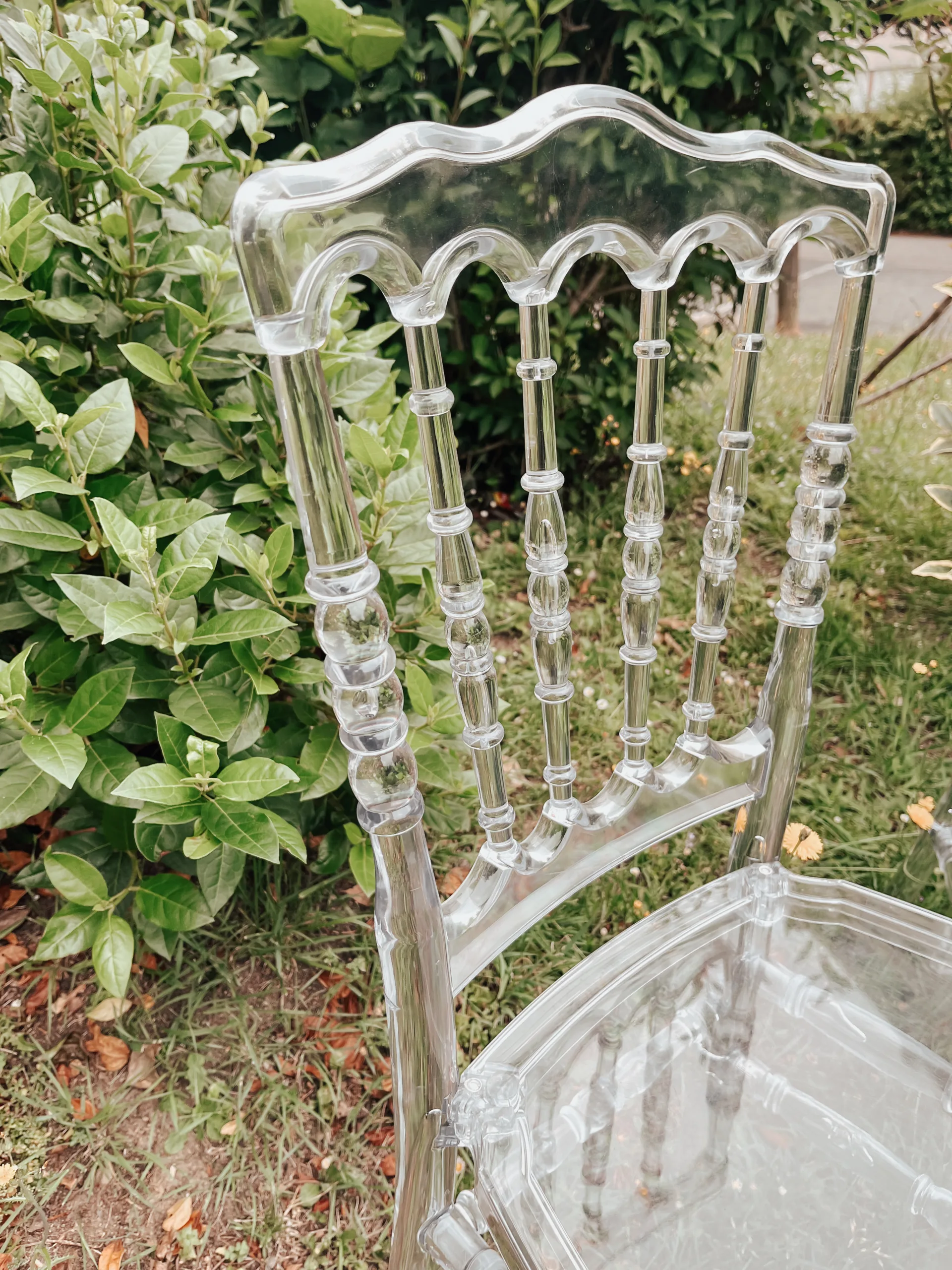 Chaise napoléon transparente – Image 3