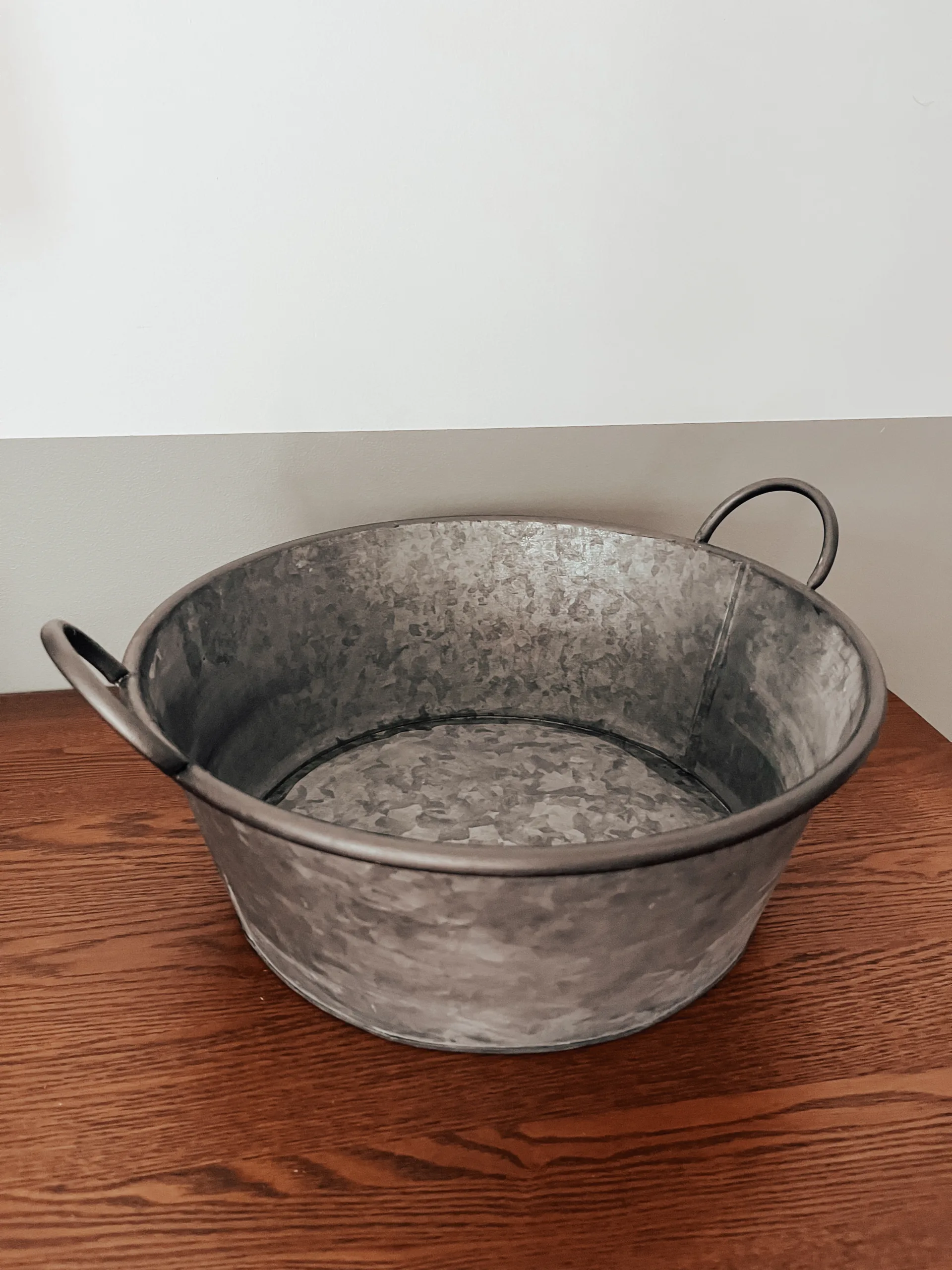 Bassine en métal